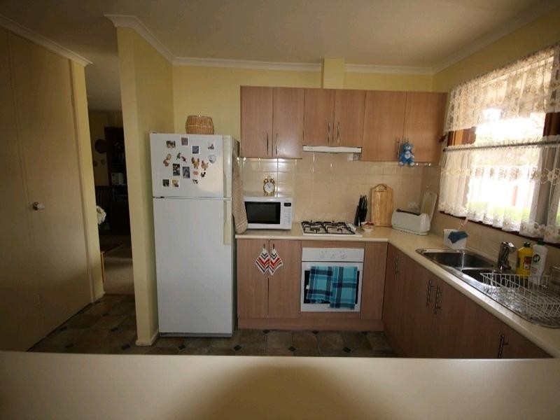 83 Queen Street, Rochester VIC 3561