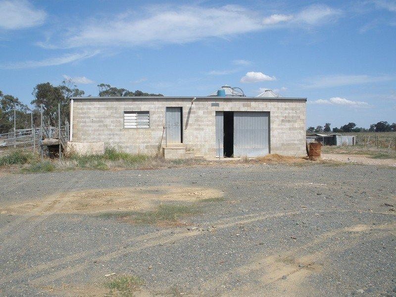 1670 Lowrie Road, Bamawm VIC 3561