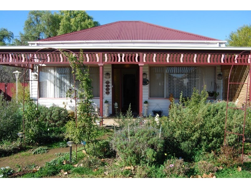 70 Hervey Street, Elmore VIC 3558