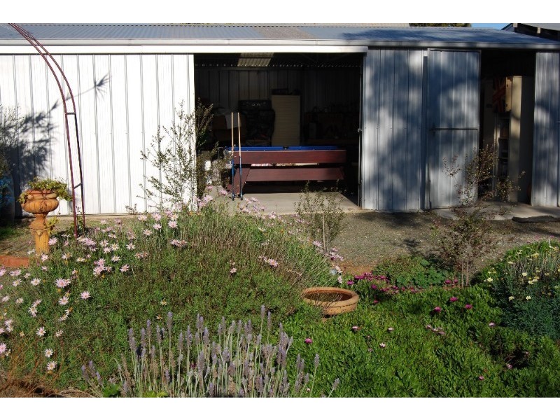 70 Hervey Street, Elmore VIC 3558