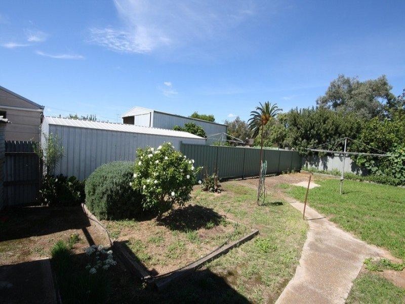 9 George Street, Rochester VIC 3561