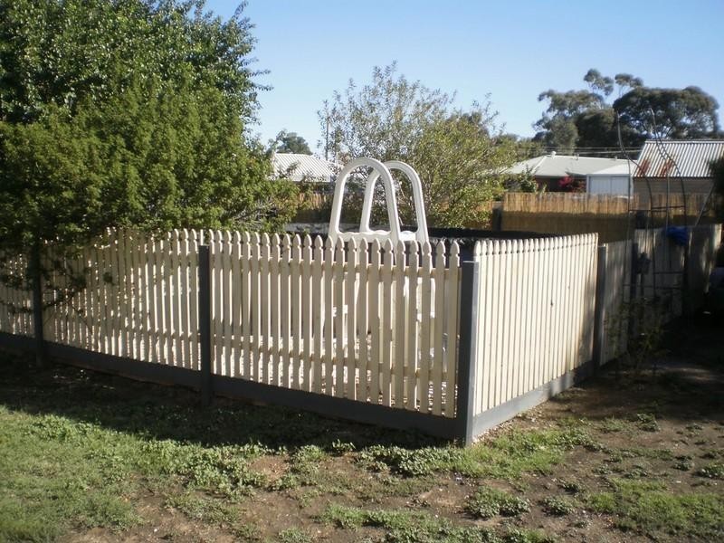 5 Watsons Lake Road, St Arnaud VIC 3478