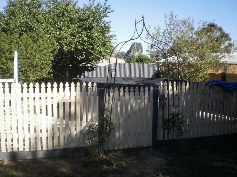 5 Watsons Lake Road, St Arnaud VIC 3478