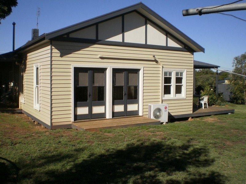 5 Watsons Lake Road, St Arnaud VIC 3478