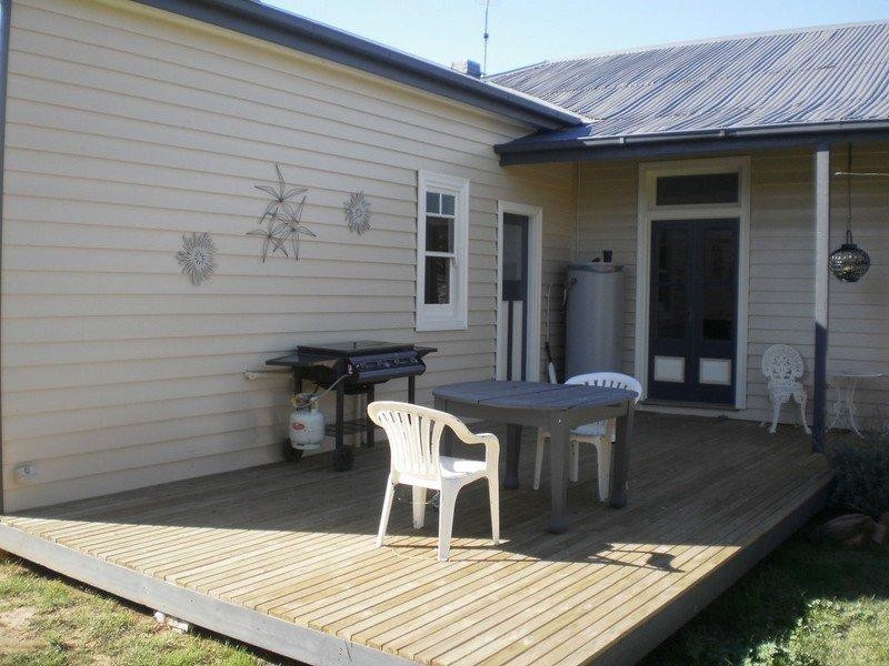 5 Watsons Lake Road, St Arnaud VIC 3478