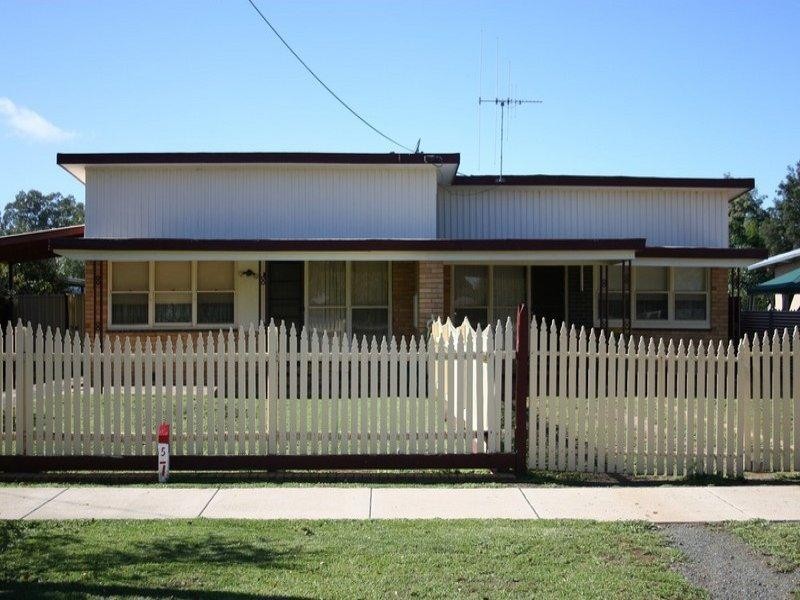Units 1+2/37 Edward Street, Rochester VIC 3561