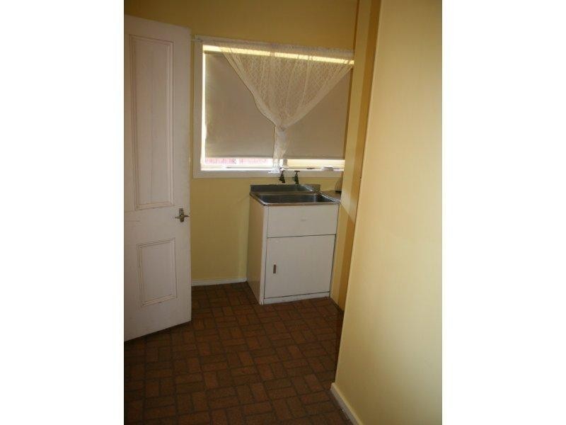 Units 1+2/37 Edward Street, Rochester VIC 3561