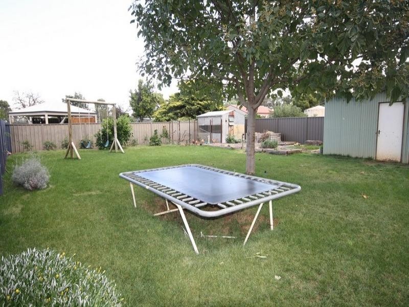 13 Michie Street, Elmore VIC 3558