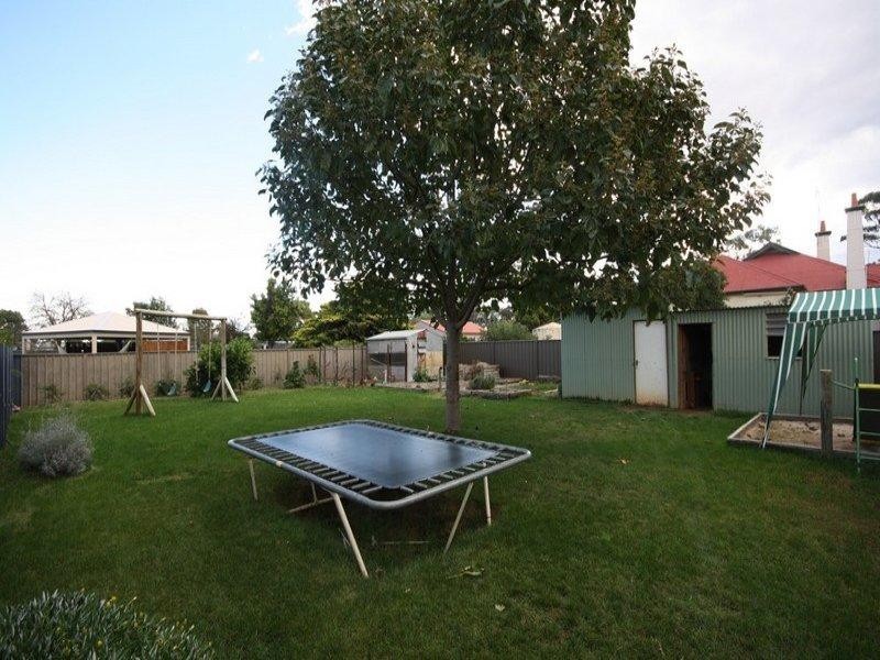 13 Michie Street, Elmore VIC 3558