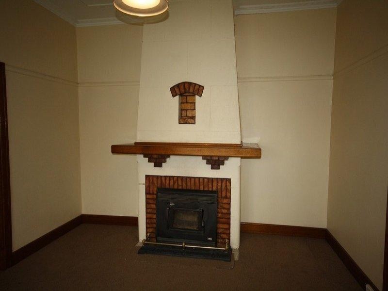 10 Victoria Street, Rochester VIC 3561
