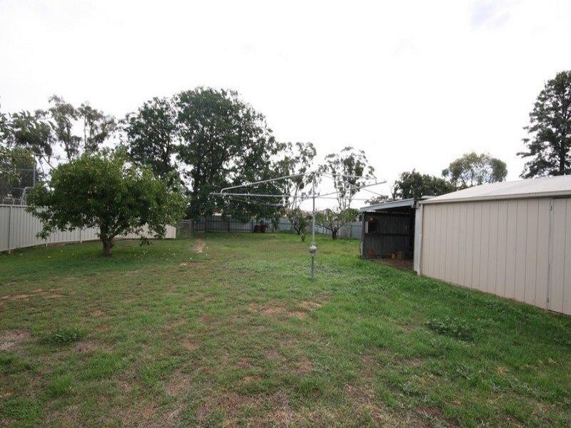 10 Victoria Street, Rochester VIC 3561