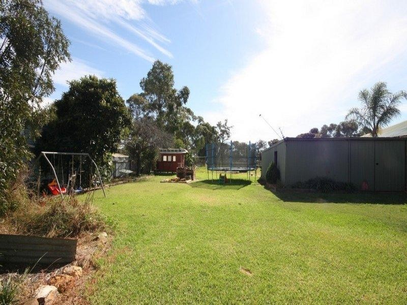 72 McKenzie Street, Rochester VIC 3561