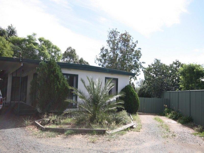 72 McKenzie Street, Rochester VIC 3561