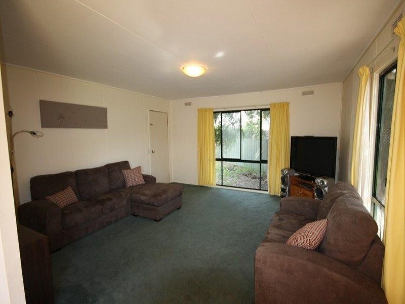 72 McKenzie Street, Rochester VIC 3561