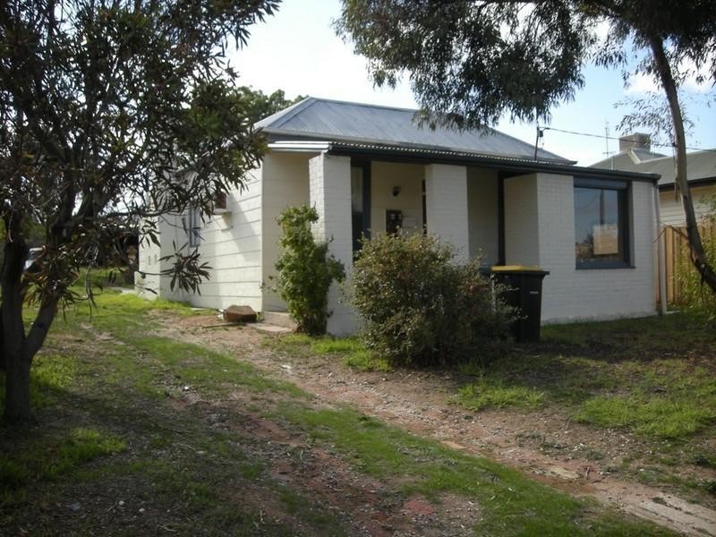 36 Northwestern Road, St Arnaud VIC 3478