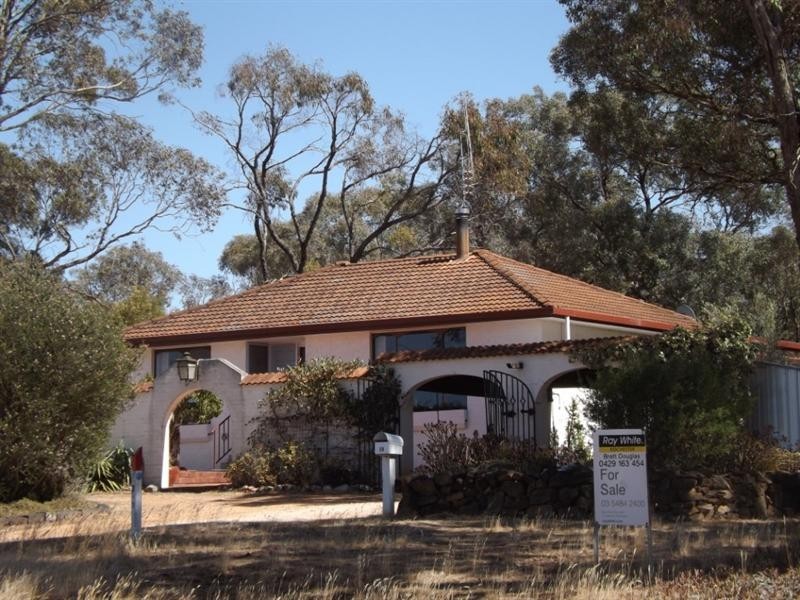 23-27 Inglewood Road, St Arnaud VIC 3478