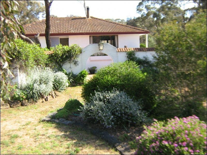 23-27 Inglewood Road, St Arnaud VIC 3478