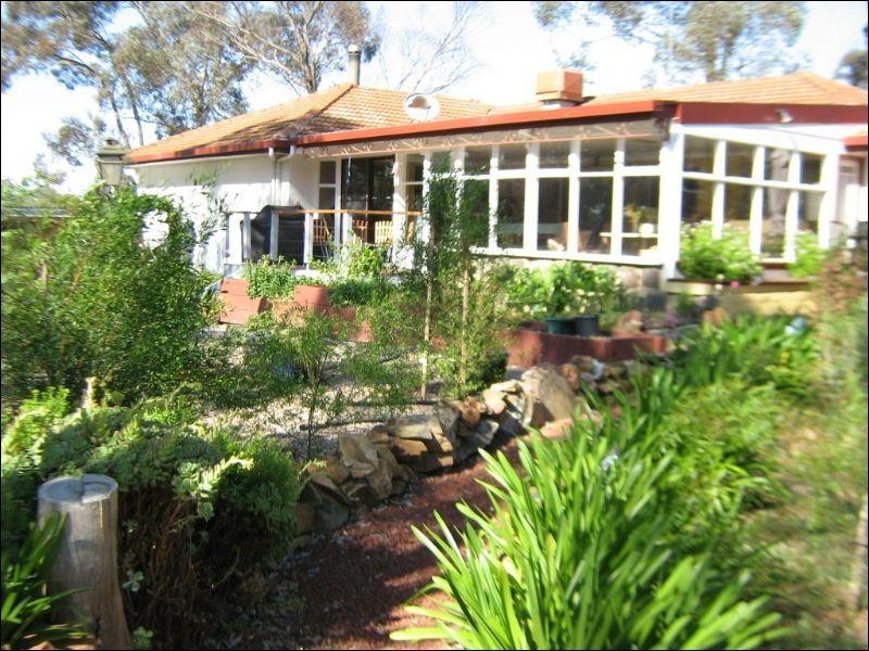 23-27 Inglewood Road, St Arnaud VIC 3478