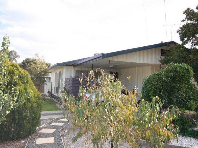 18 Baynes Street, Rochester VIC 3561