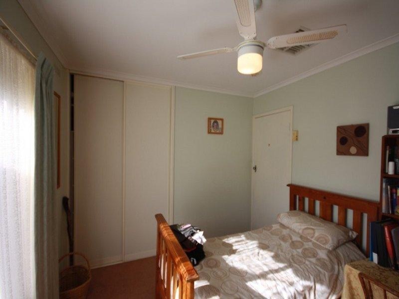 18 Baynes Street, Rochester VIC 3561