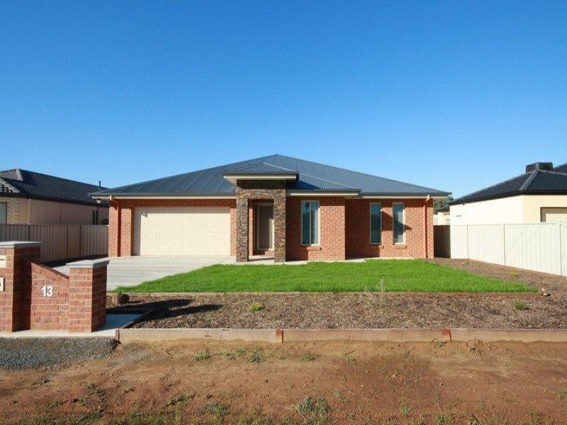 13 High Street, Rochester VIC 3561