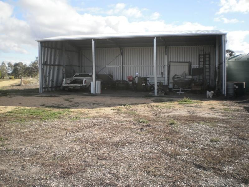 992 Banyena Silo Road, Banyena VIC 3388