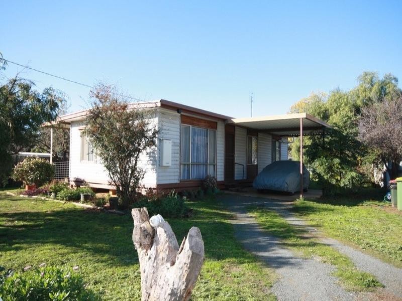39 Northcote Street, Rochester VIC 3561