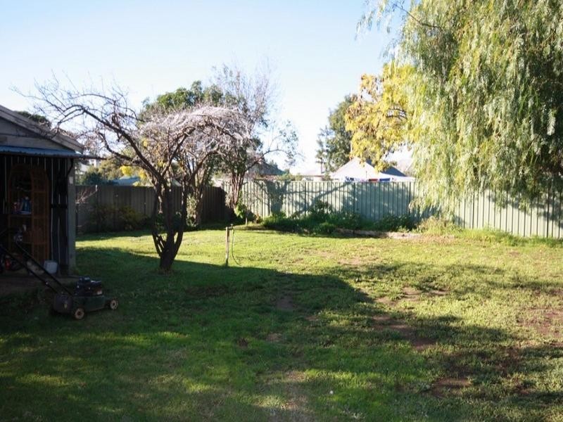39 Northcote Street, Rochester VIC 3561