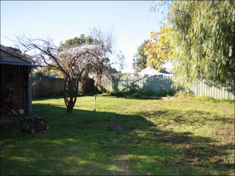 39 Northcote Street, Rochester VIC 3561