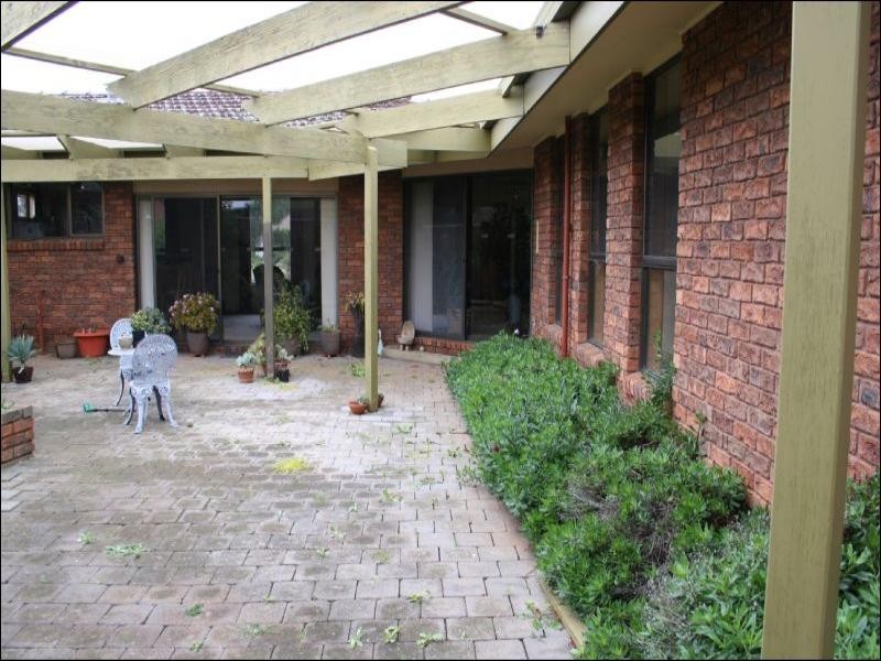 86 Queen Street, Rochester VIC 3561