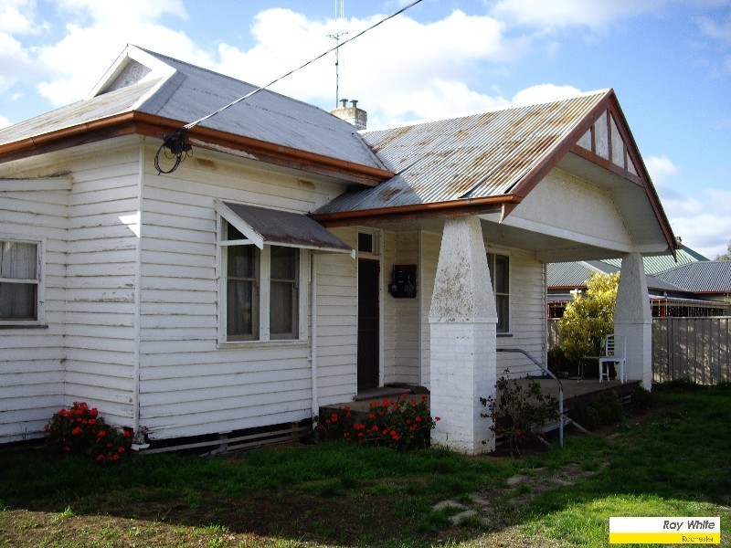 52 McKenzie Street, Rochester VIC 3561