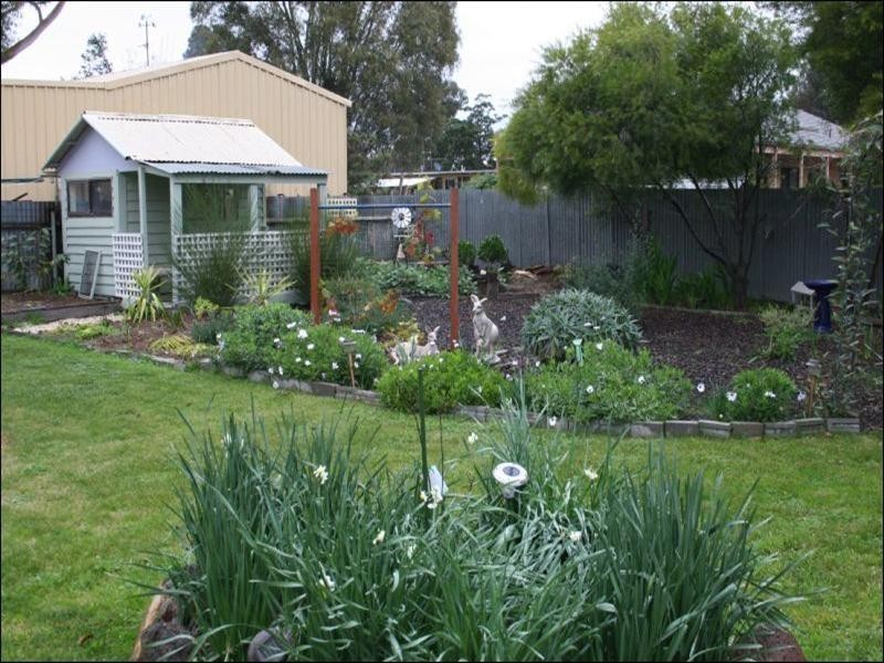 86 Victoria Street, Rochester VIC 3561