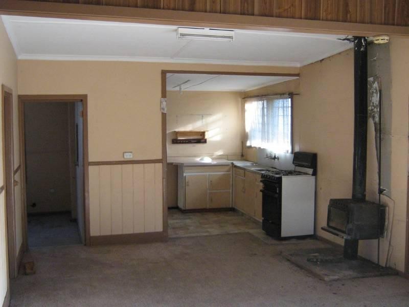 7 Charlton Road, St Arnaud VIC 3478