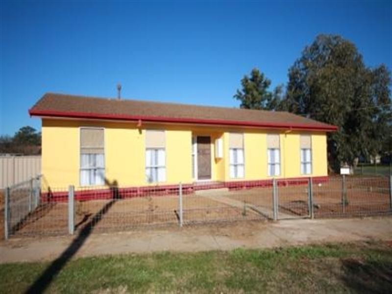 7 Johnson Street, Rochester VIC 3561