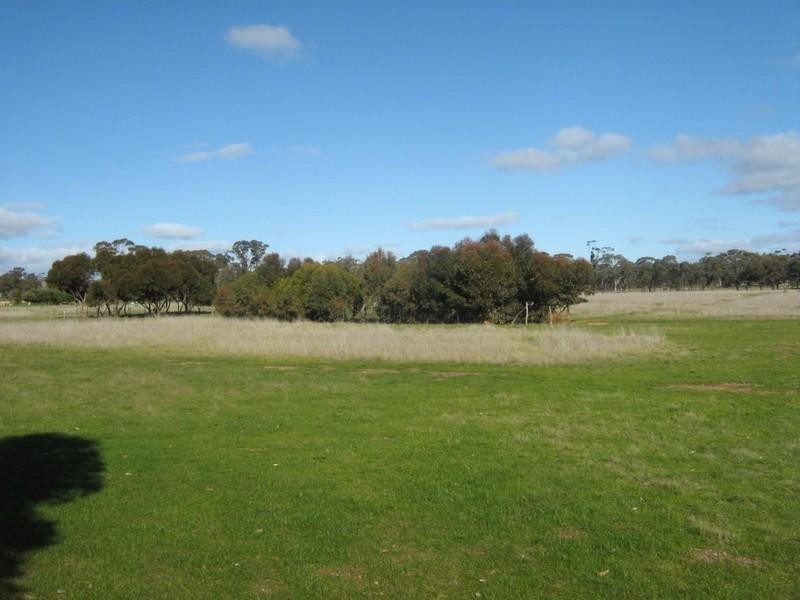 47 Sloanes Road, St Arnaud VIC 3478