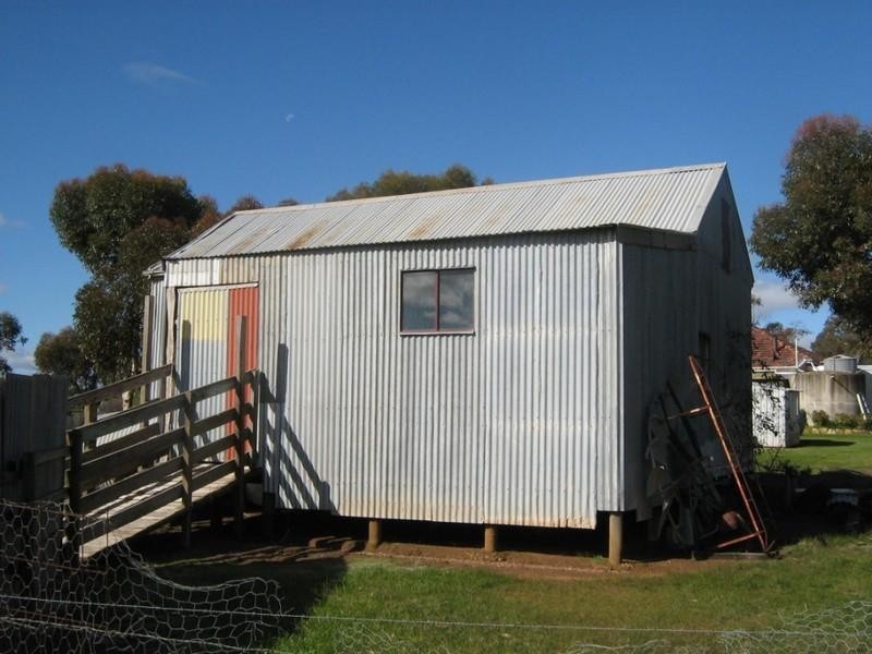 47 Sloanes Road, St Arnaud VIC 3478