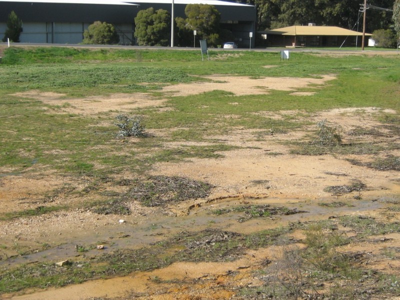 18 Ballarat Road, St Arnaud VIC 3478