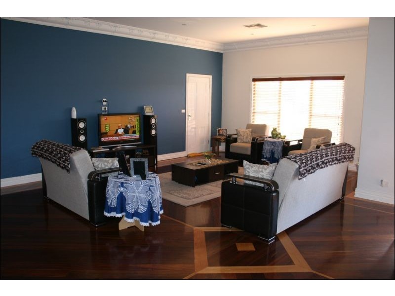 41 Echuca Road, Rochester VIC 3561