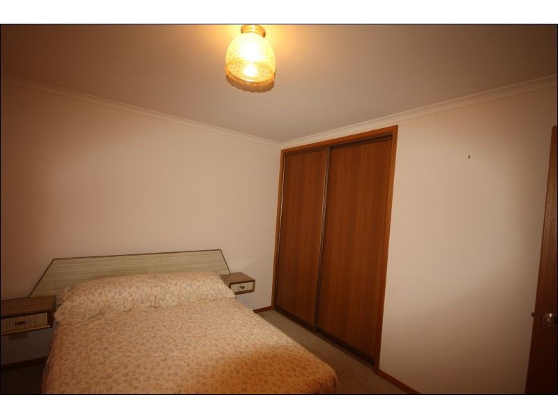 12 Mackay Street, Rochester VIC 3561