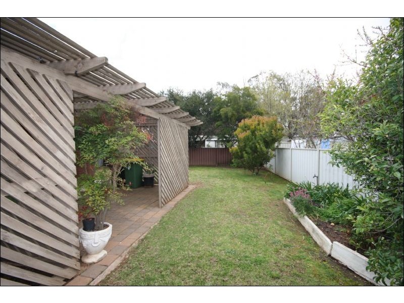 12 Mackay Street, Rochester VIC 3561