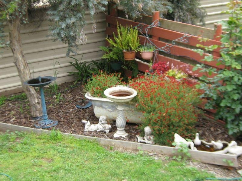 15 Charlton Road, St Arnaud VIC 3478