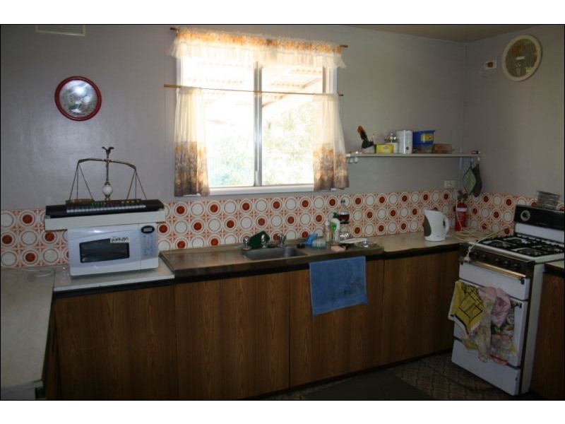 35 Simmie Street, Elmore VIC 3558