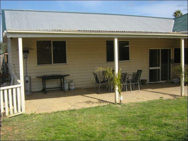 38 Dundas Street, St Arnaud VIC 3478