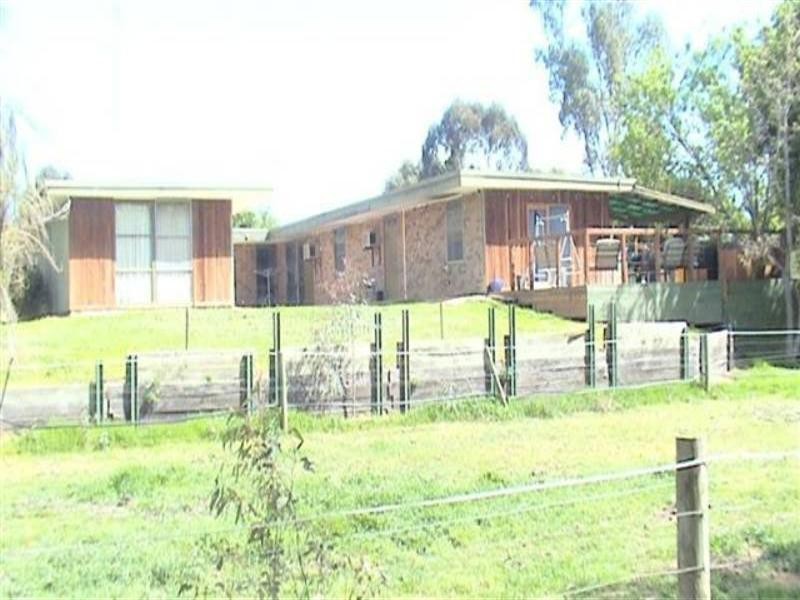 13b Kobyboyn Road, Seymour VIC 3660