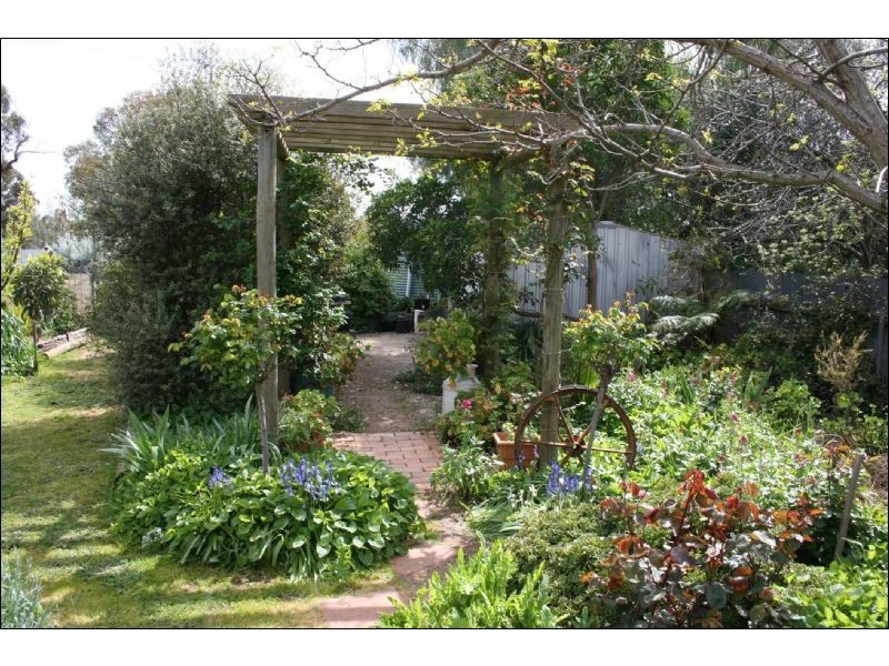 62 McKenzie Street, Rochester VIC 3561