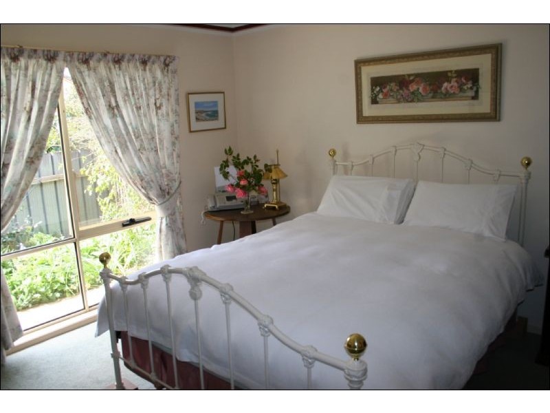 62 McKenzie Street, Rochester VIC 3561