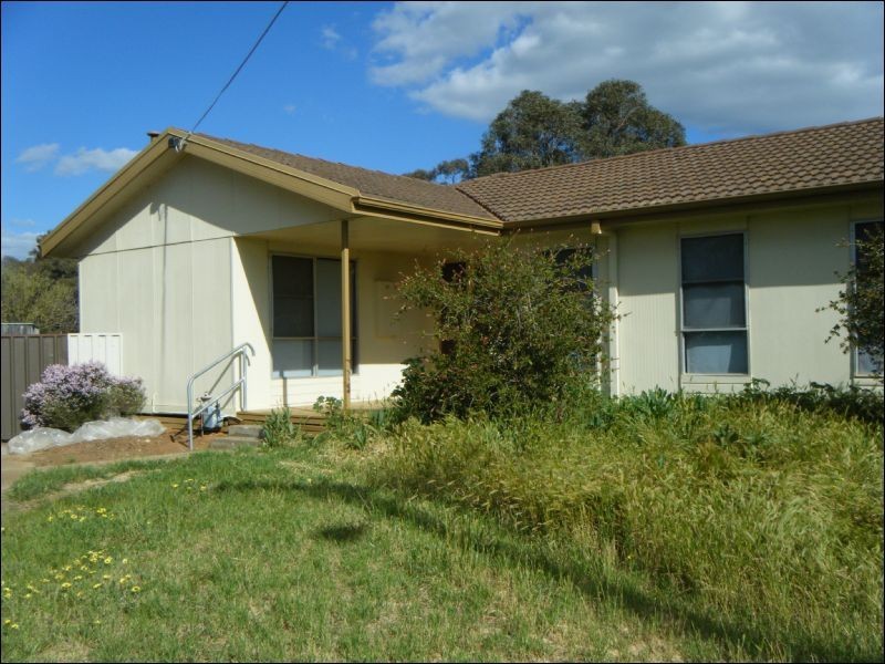 4 Adam Court, Rochester VIC 3561