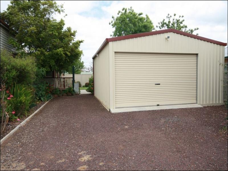 26 Northcote Street, Rochester VIC 3561
