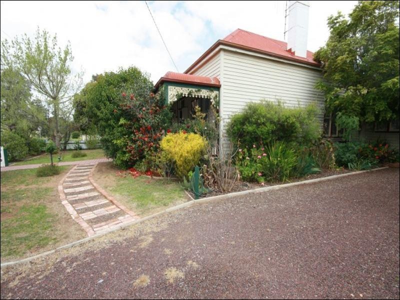 26 Northcote Street, Rochester VIC 3561