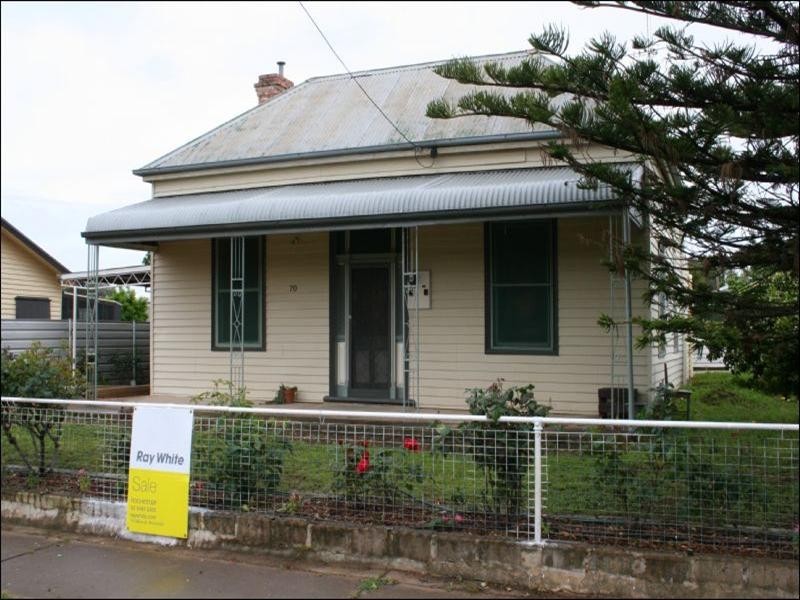 70 Victoria Street, Rochester VIC 3561